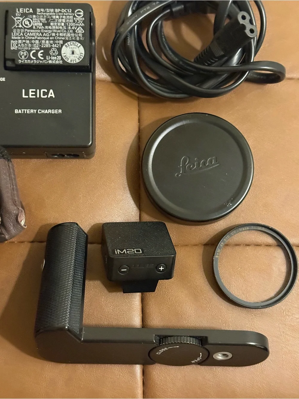 Leica compact camera